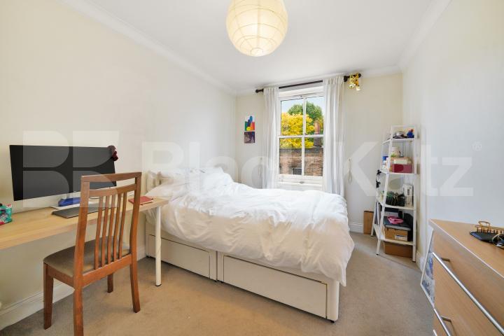 Boasting size, quality & location Bentham House.Falmouth Road, Borough/London Bridge